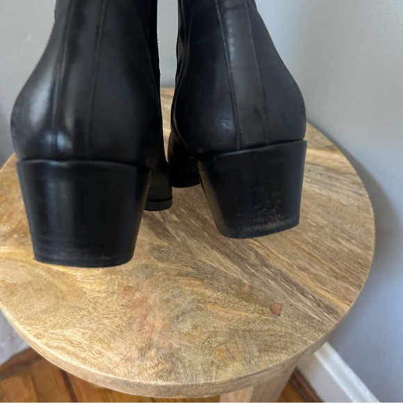 J. Crew Chelsea Boots Black Leather Pointed Toe Ankle Booties Sz 8.5 - Picture 8 of 13